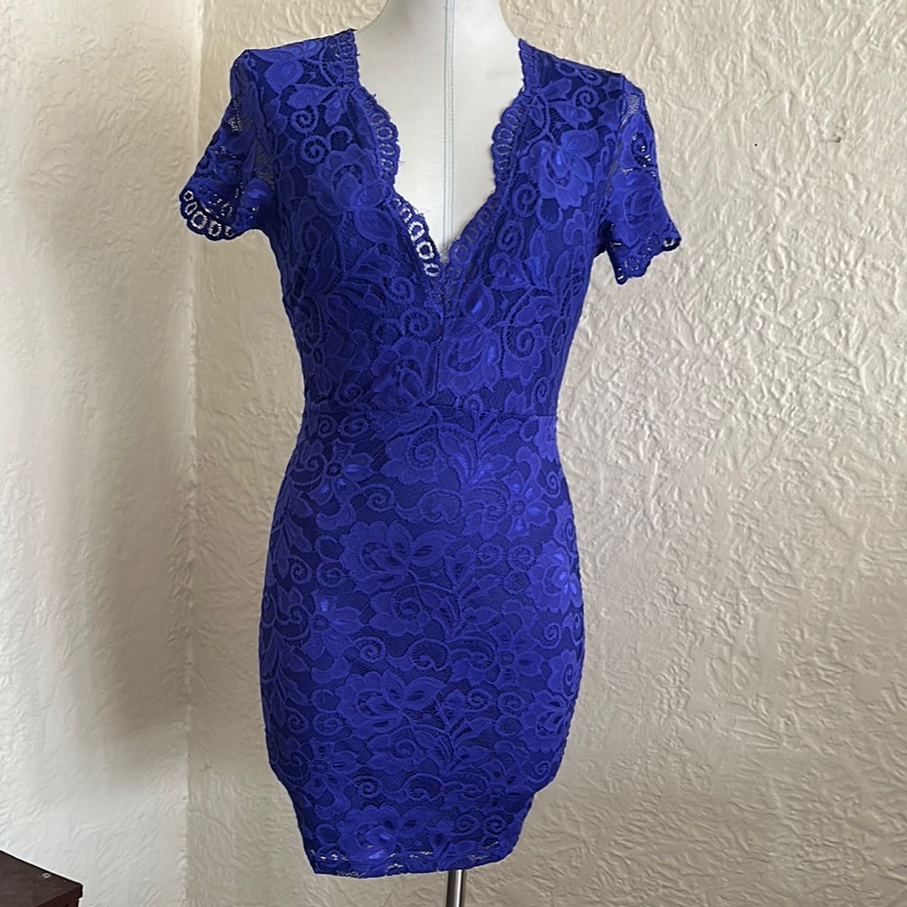 Windsor Blue Floral Lace Cocktail Bodycon Mini Dress NWT Small